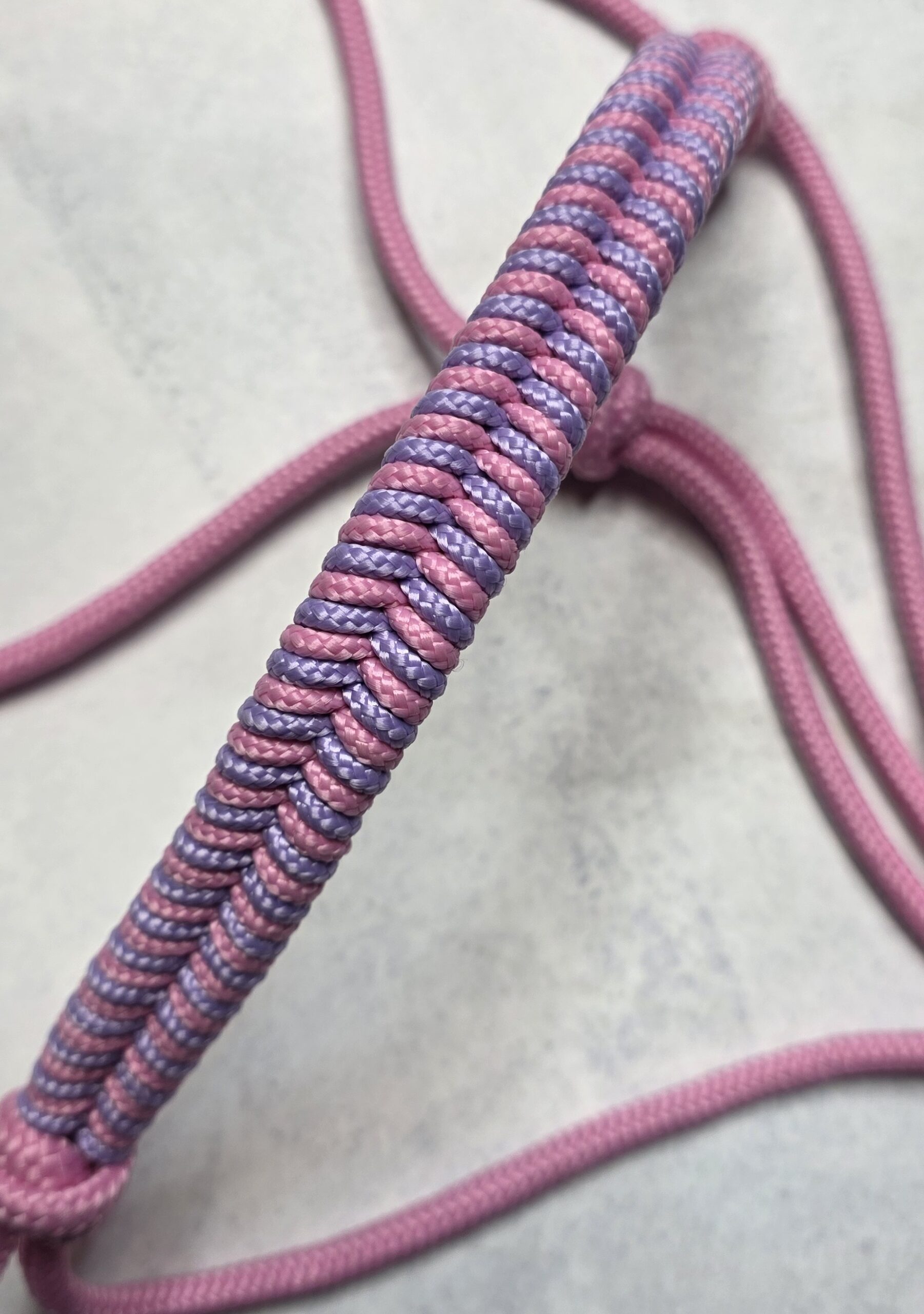 Touwhalster visgraat neusstuk - Sweet Pink